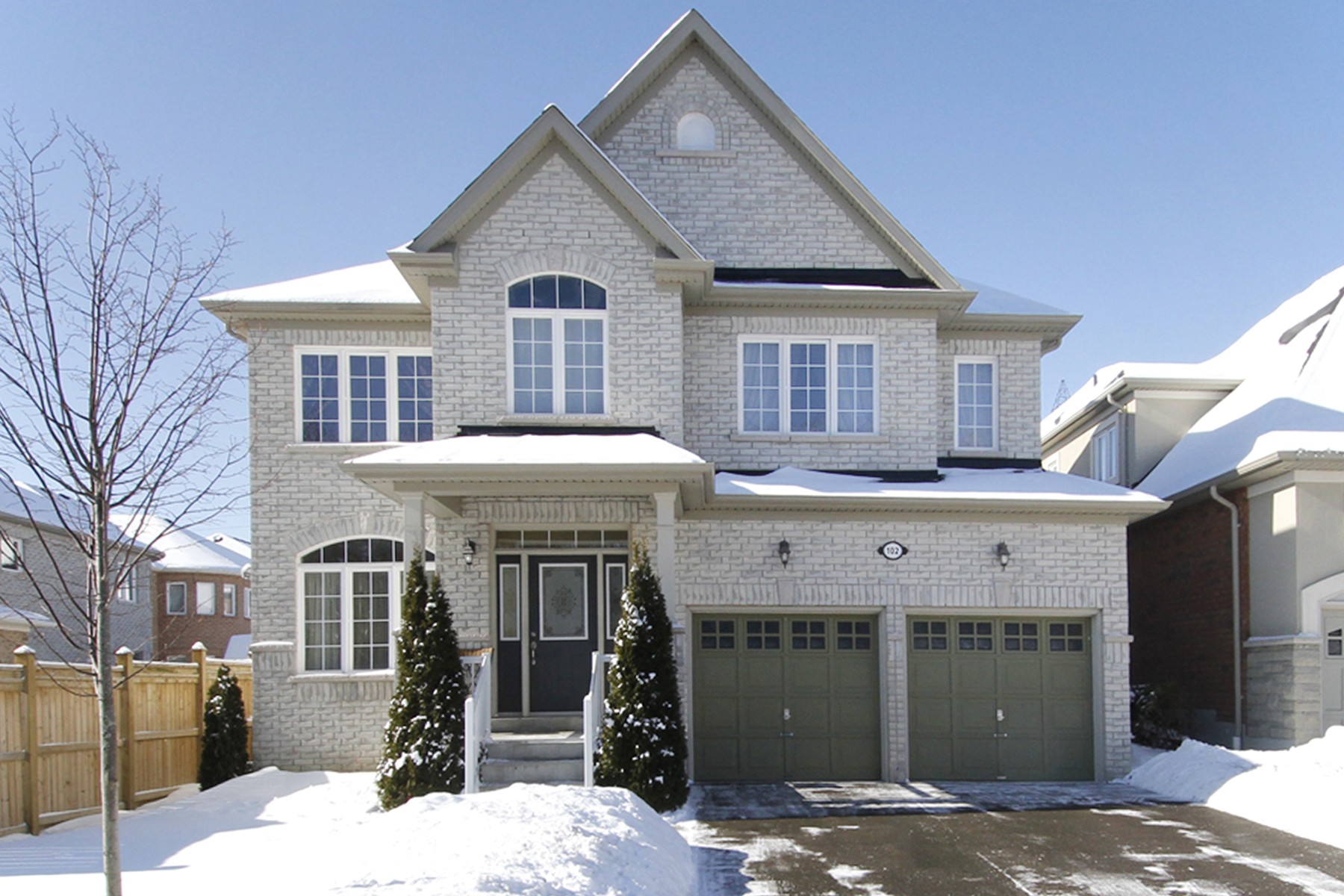 102 Rivers Edge Place Whitby ON TourID 17227 For Maggie Laufer   17227 Main 1 20150205181631 